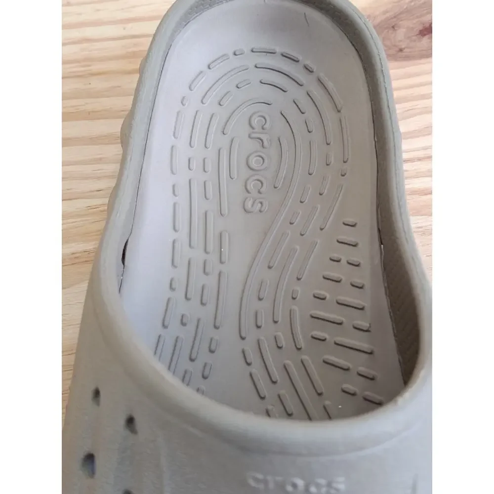 Crocs Echo Slide Sandals Unisex Size M6 W8 Beige Lightweight Comfort Pre-Owned